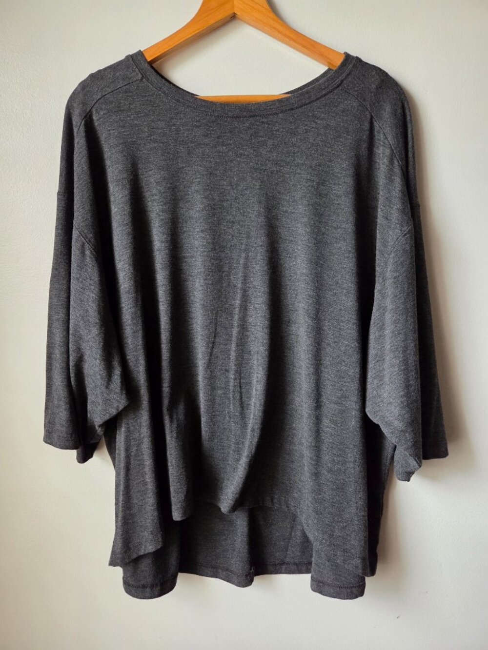 EUC ZENANA GREY LOOSE FITTING BOATNECK TEE SIZE XL